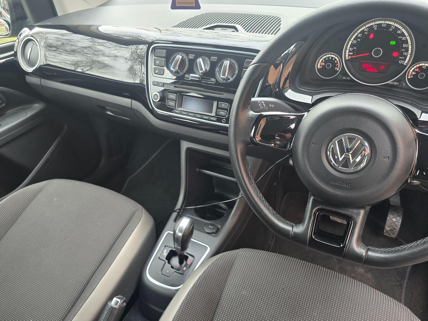 Used Volkswagen up! 2013 for sale - 77799059: Photo 14