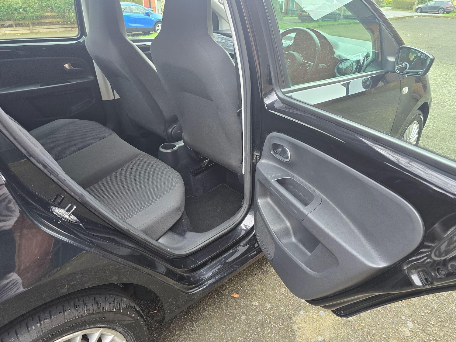 Used Volkswagen up! 2013 for sale - 77799059: Photo 15