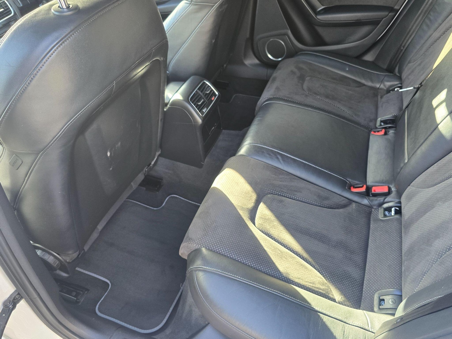 Used Audi A4 Avant for sale - 77657493: Photo 23