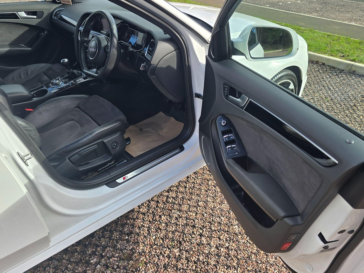 Used Audi A4 Avant for sale - 77657493: Photo 9