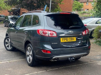 Used Hyundai Santa Fe 2011 for sale - 76988823: Photo