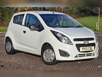 2013 (13) - 1.0i LS 5dr