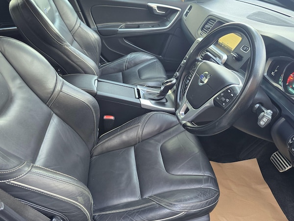 Used Volvo V60 2013 for sale - 76179563: Photo 12