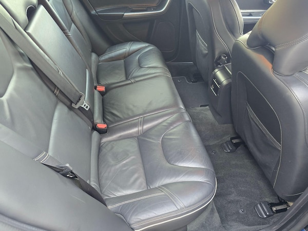 Used Volvo V60 2013 for sale - 76179563: Photo 17