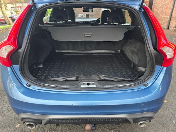 Used Volvo V60 2013 for sale - 76179563: Photo 18