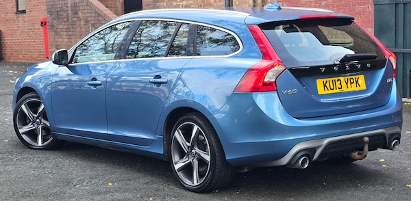 Used Volvo V60 2013 for sale - 76179563: Photo 2