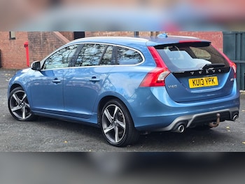 Used Volvo V60 2013 for sale - 76179563: Photo 2