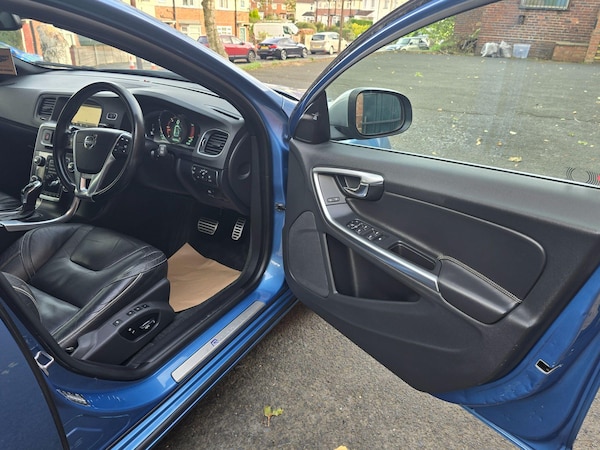Used Volvo V60 2013 for sale - 76179563: Photo 9