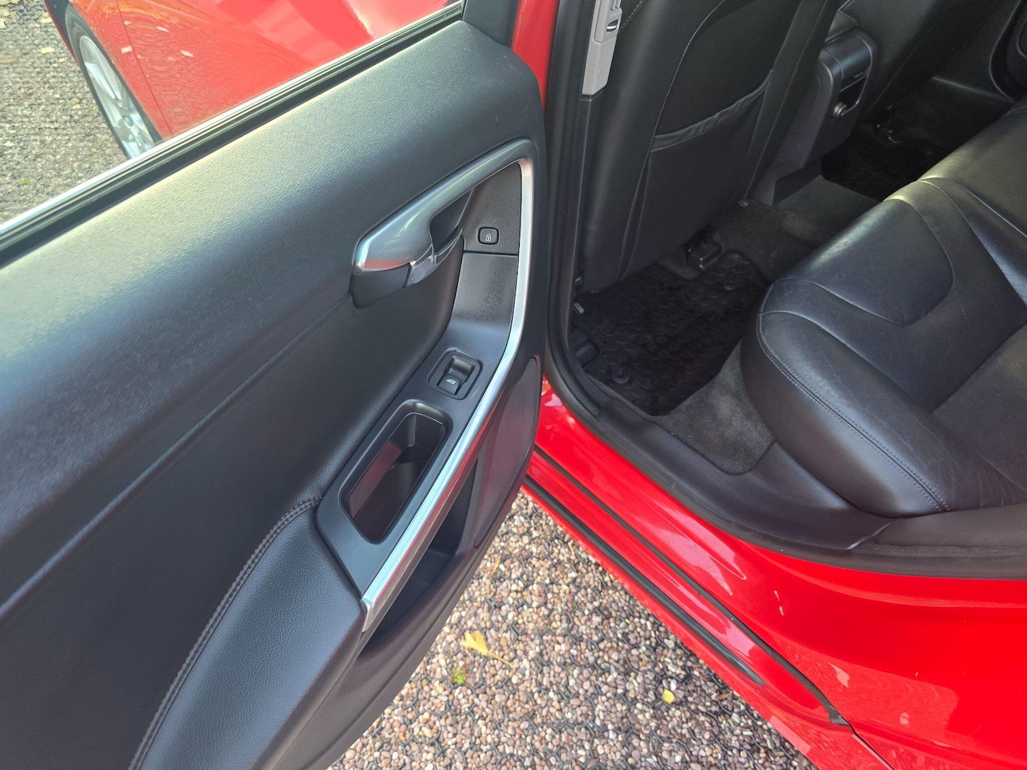 Used Volvo V60 2017 for sale - 76397937: Photo 20