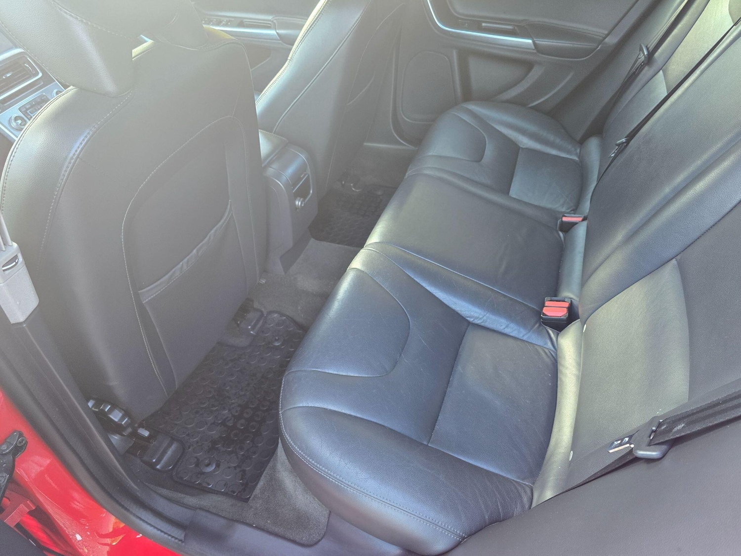 Used Volvo V60 2017 for sale - 76397937: Photo 22