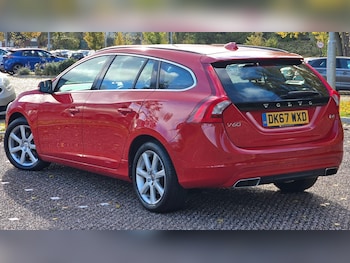 Used Volvo V60 2017 for sale - 76397937: Photo
