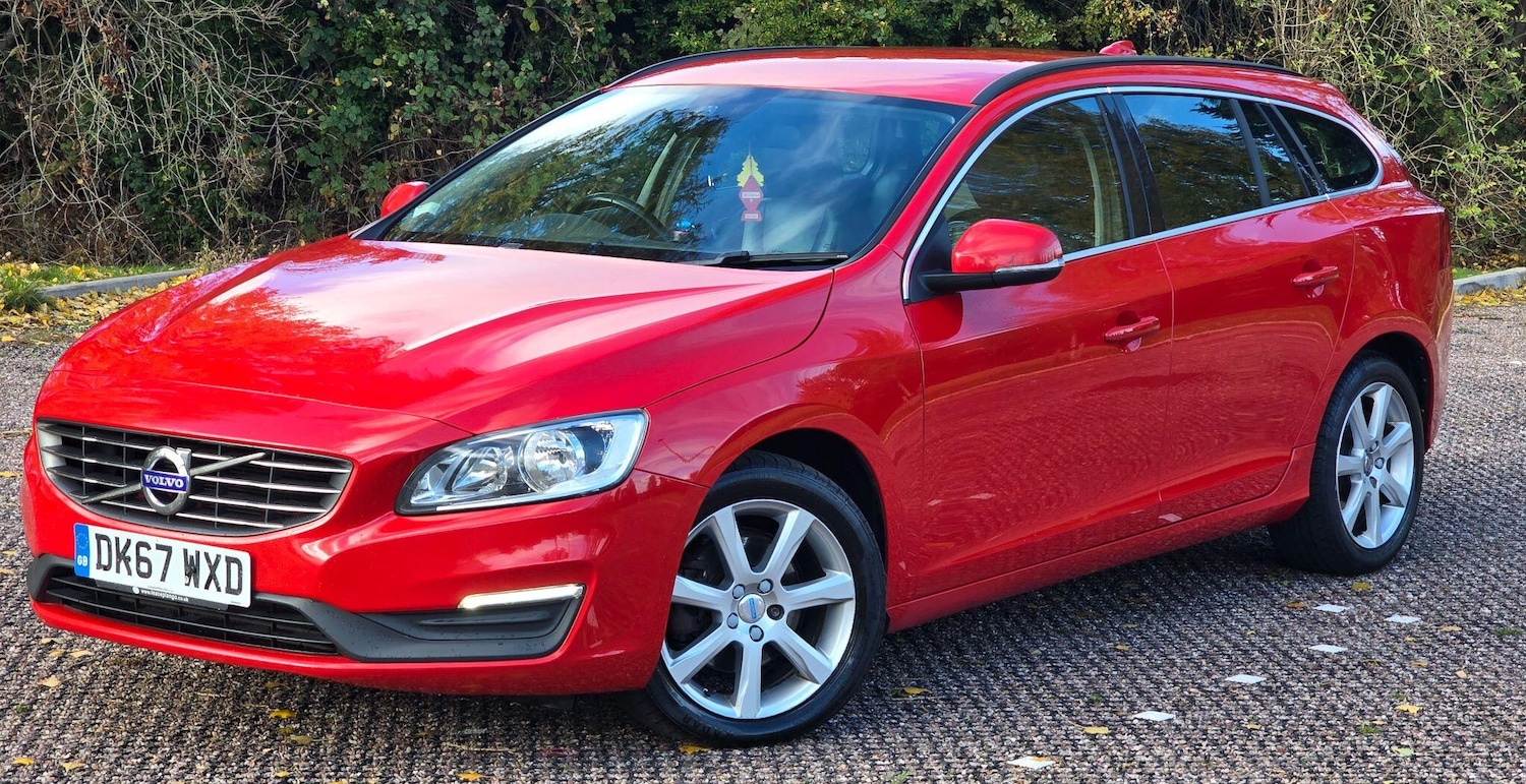 Used Volvo V60 2017 for sale - 76397937: Photo 3