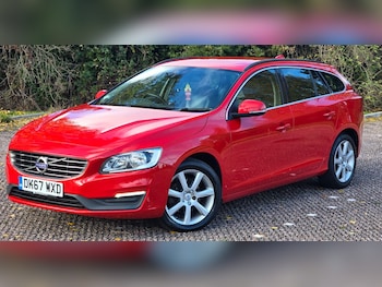 Used Volvo V60 2017 for sale - 76397937: Photo