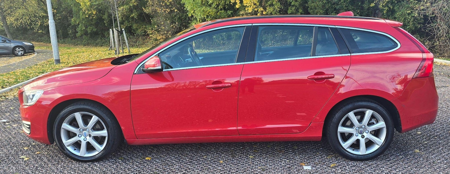 Used Volvo V60 2017 for sale - 76397937: Photo 7