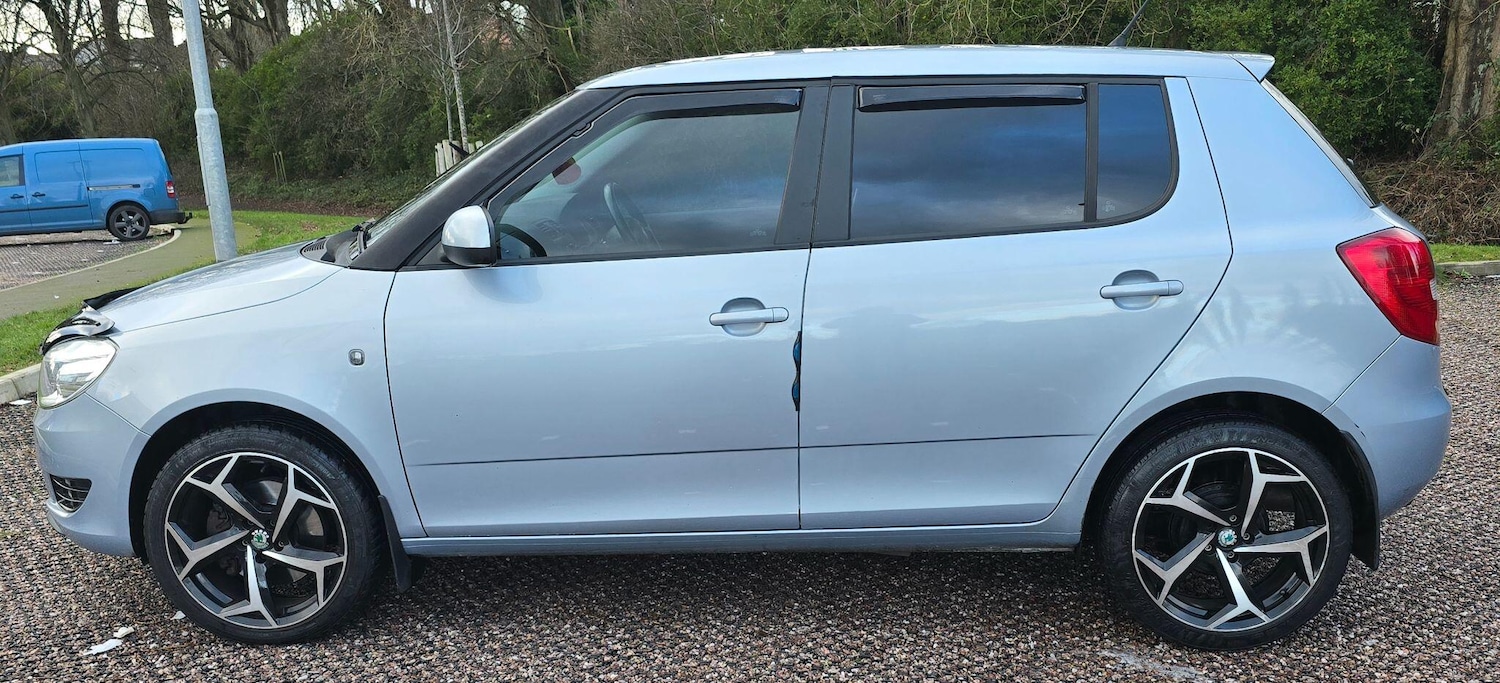 Used Skoda Fabia 2010 for sale - 77144546: Photo 8