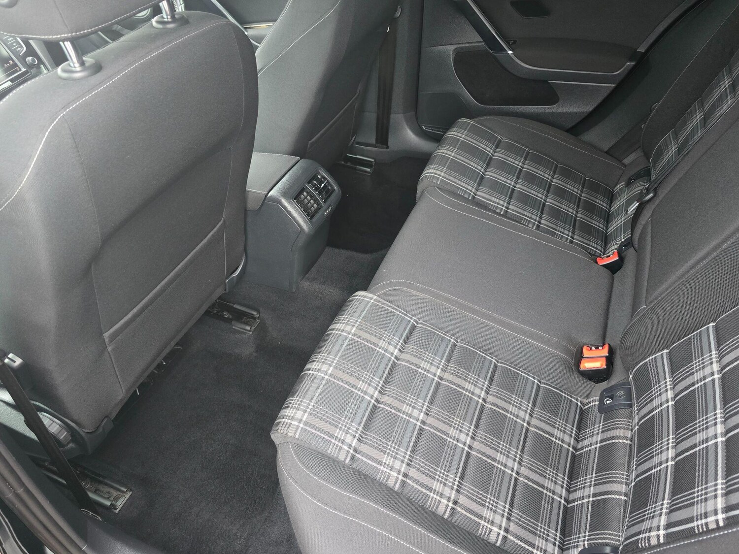 Used Volkswagen Golf 2015 for sale - 77524071: Photo 26