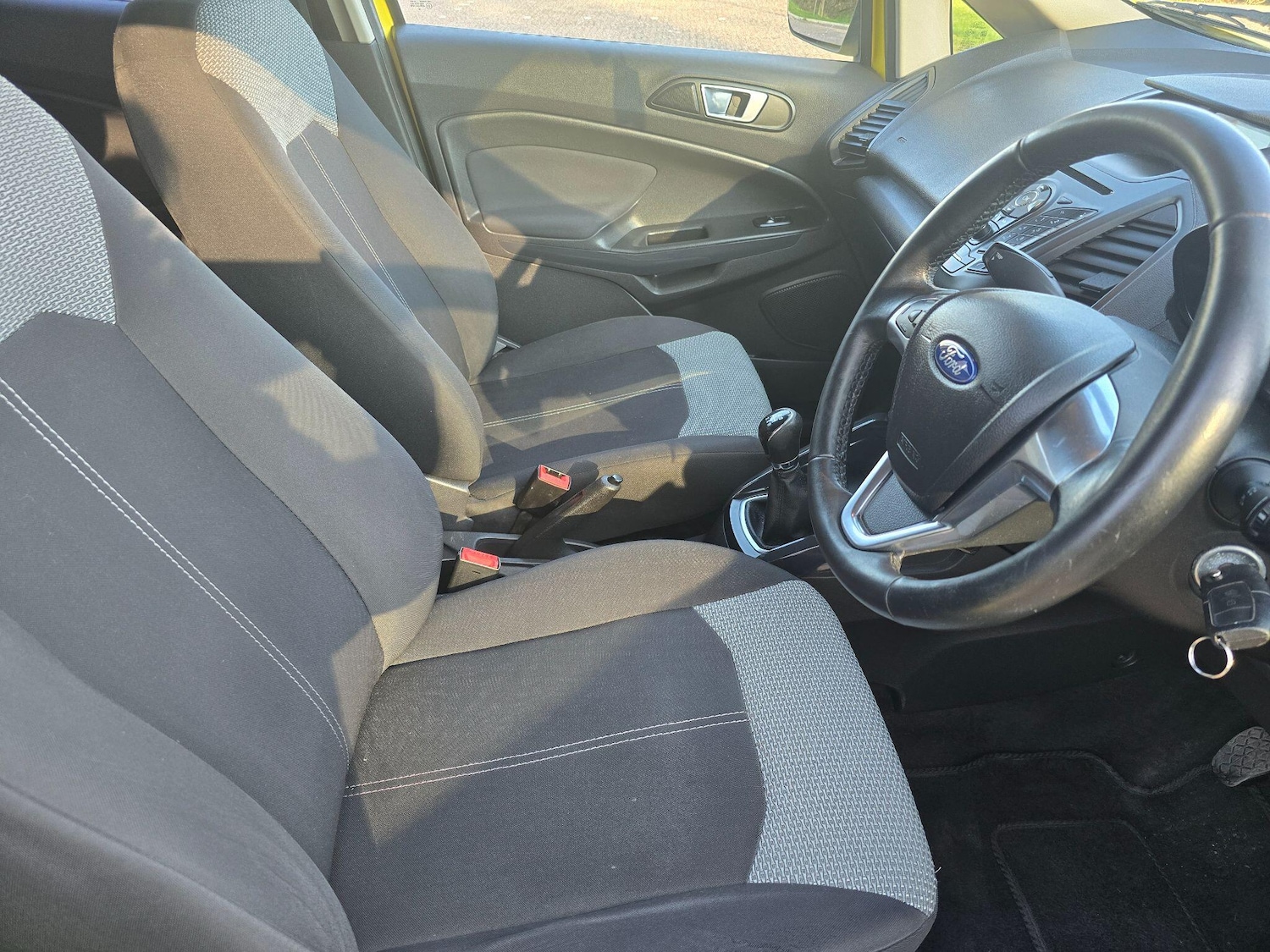 Used Ford Ecosport 2015 for sale - 77768563: Photo 12