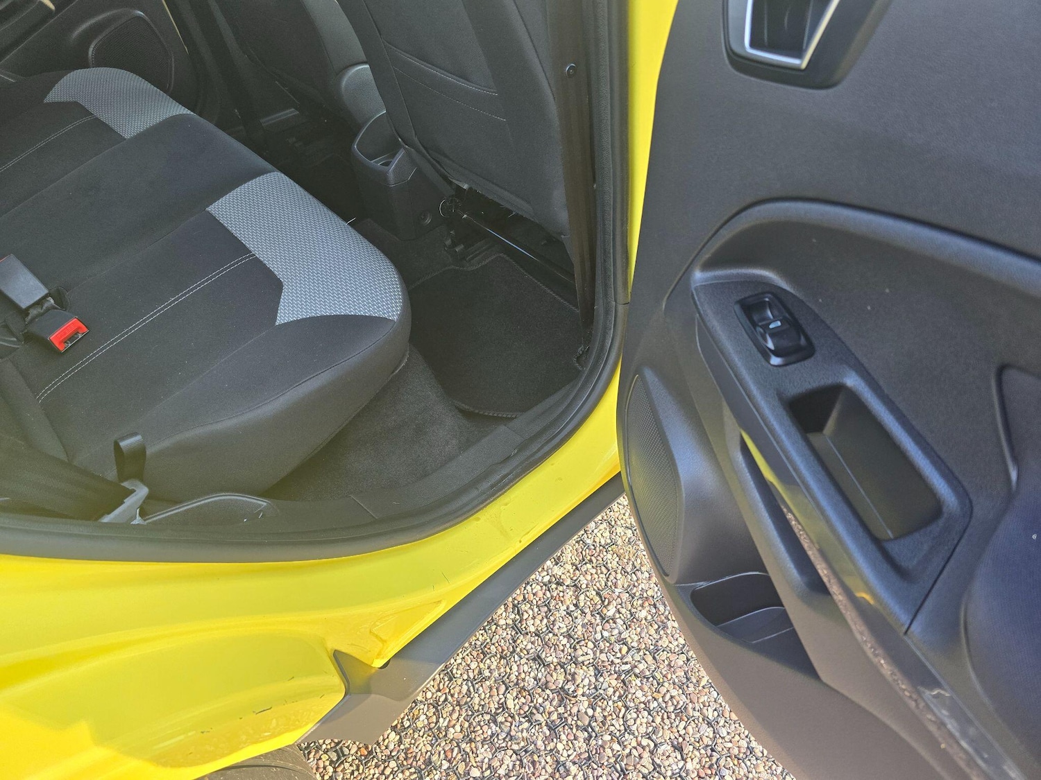 Used Ford Ecosport 2015 for sale - 77768563: Photo 16