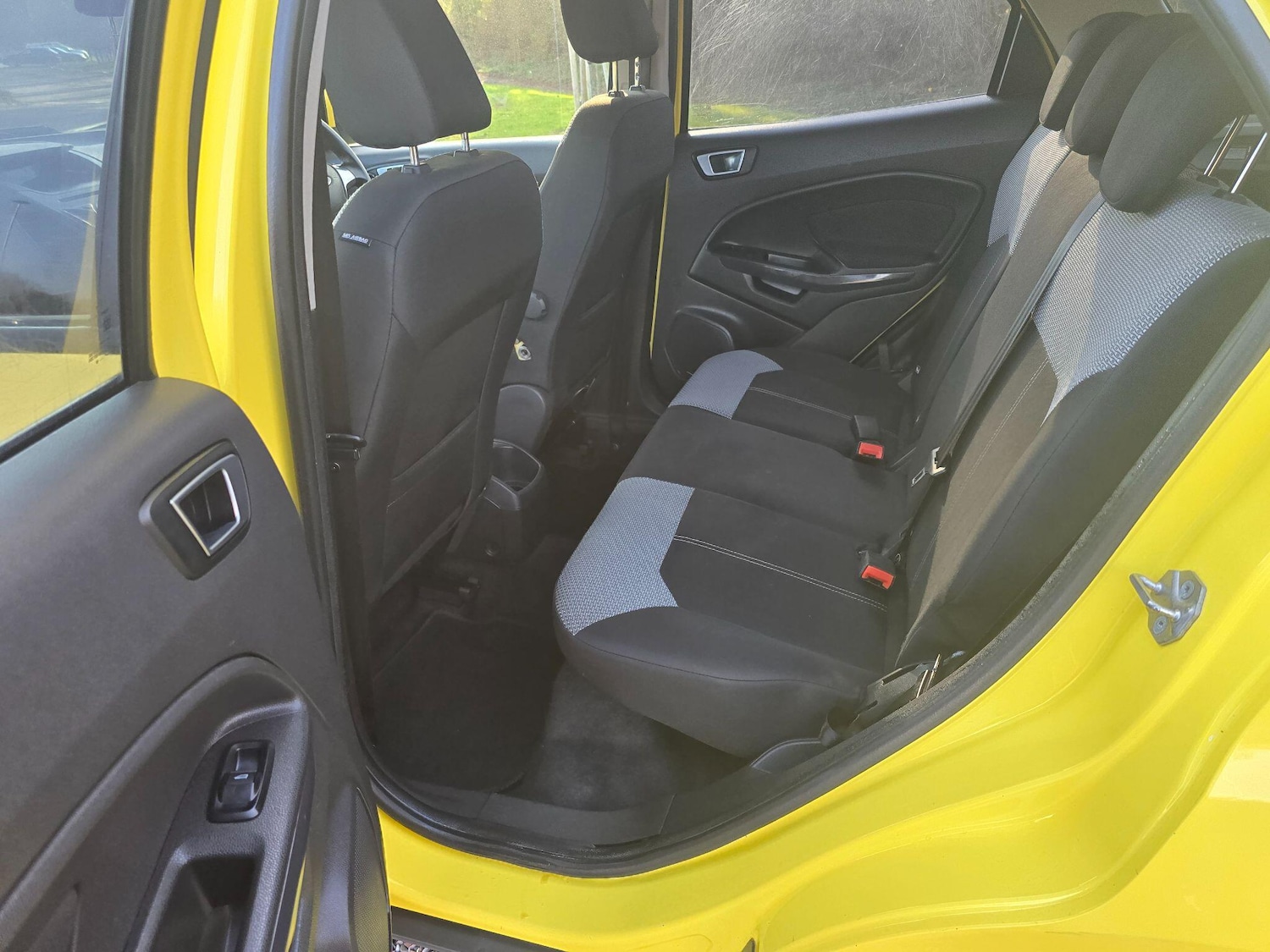 Used Ford Ecosport 2015 for sale - 77768563: Photo 24