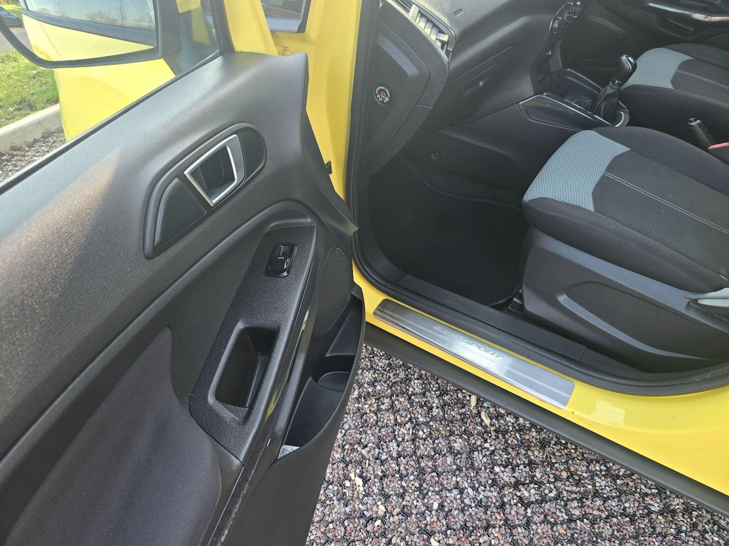 Used Ford Ecosport 2015 for sale - 77768563: Photo 27