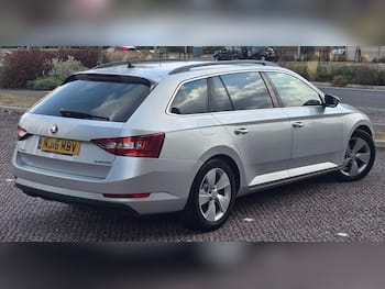 Used Skoda Superb 2016 for sale - 79657146: Photo