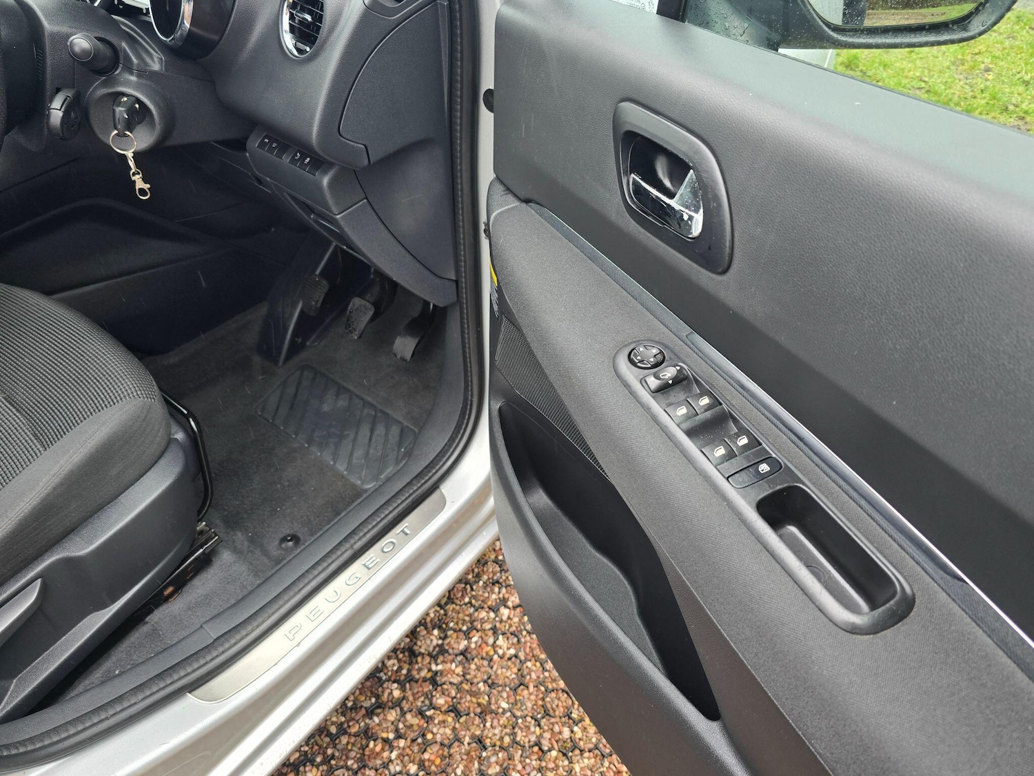 Used Peugeot 5008 2016 for sale - 77538163: Photo 10