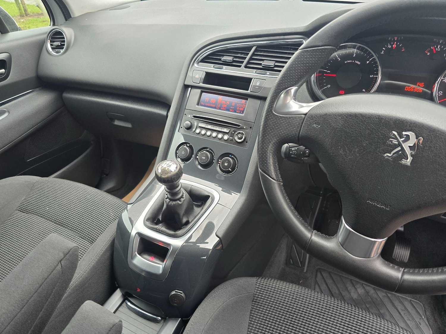 Used Peugeot 5008 2016 for sale - 77538163: Photo 14