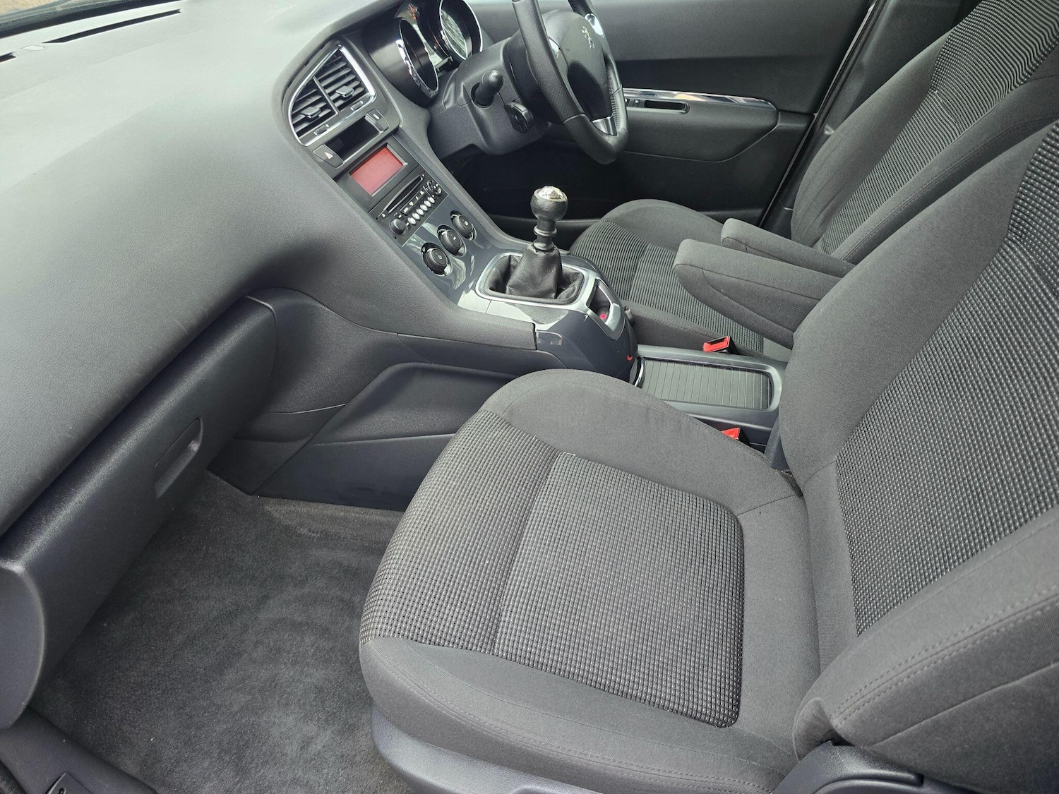 Used Peugeot 5008 2016 for sale - 77538163: Photo 33