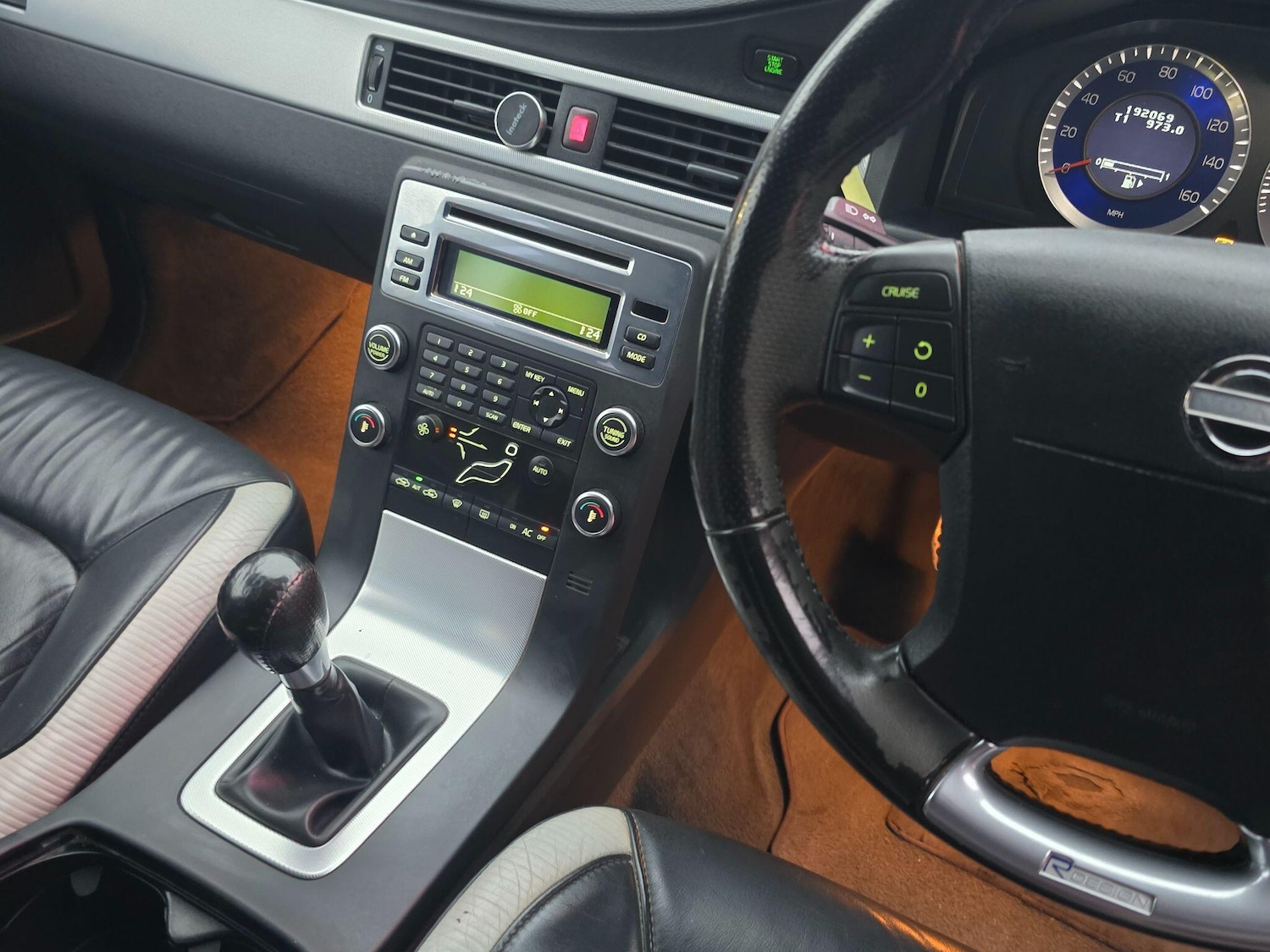 Used Volvo V70 2009 for sale - 76360559: Photo 12