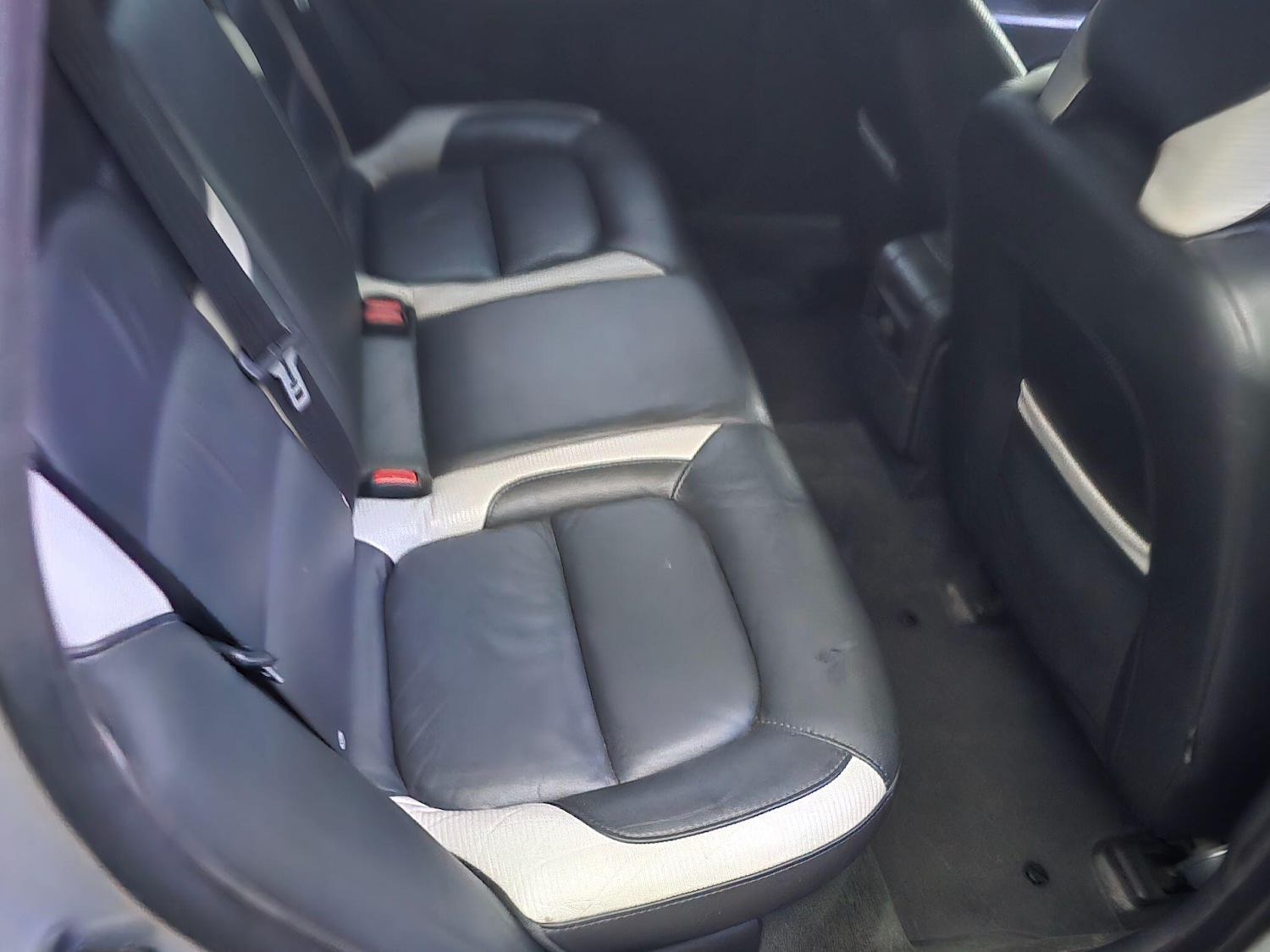 Used Volvo V70 2009 for sale - 76360559: Photo 15