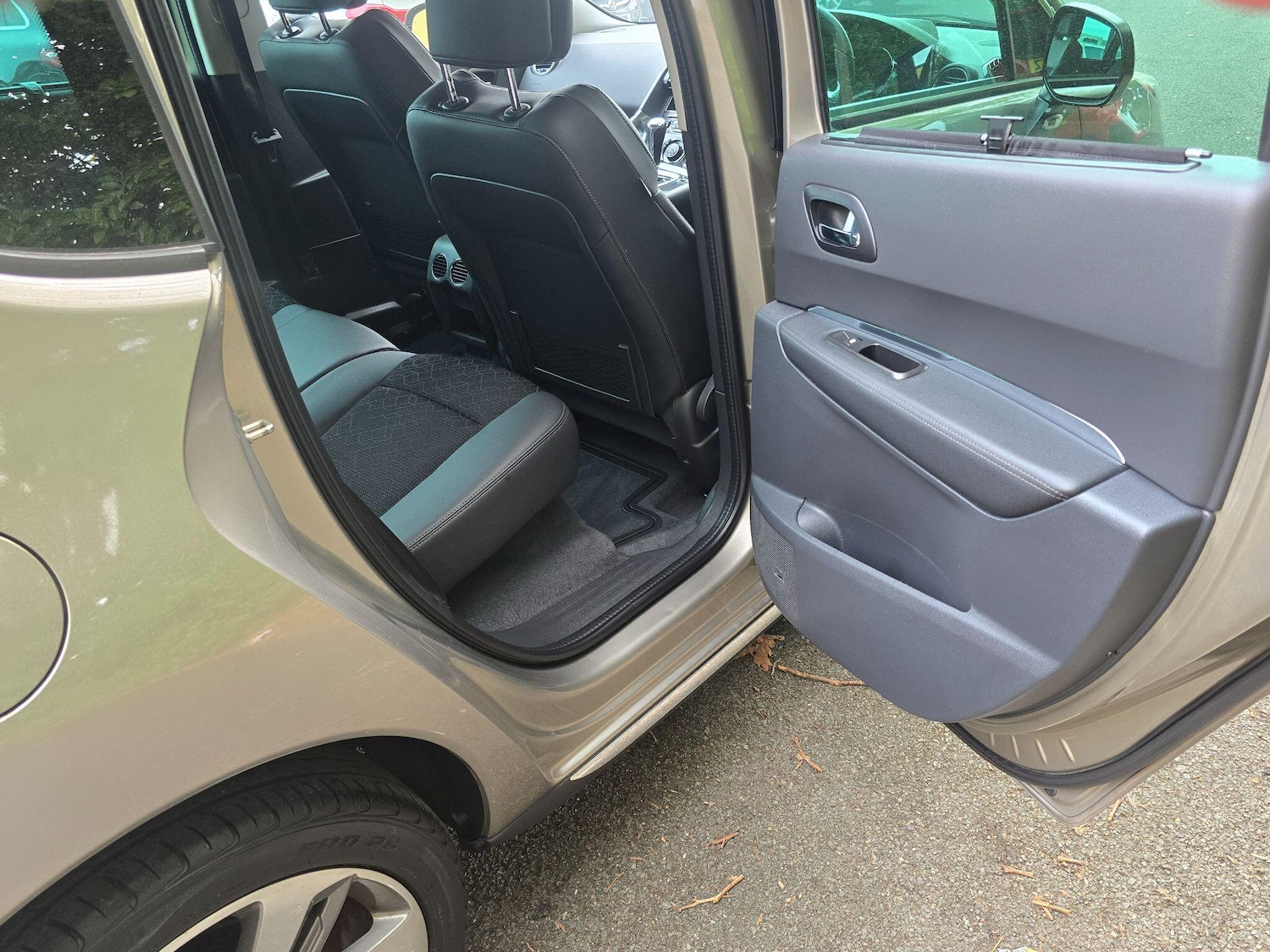 Used Peugeot 3008 2016 for sale - 76109893: Photo 12