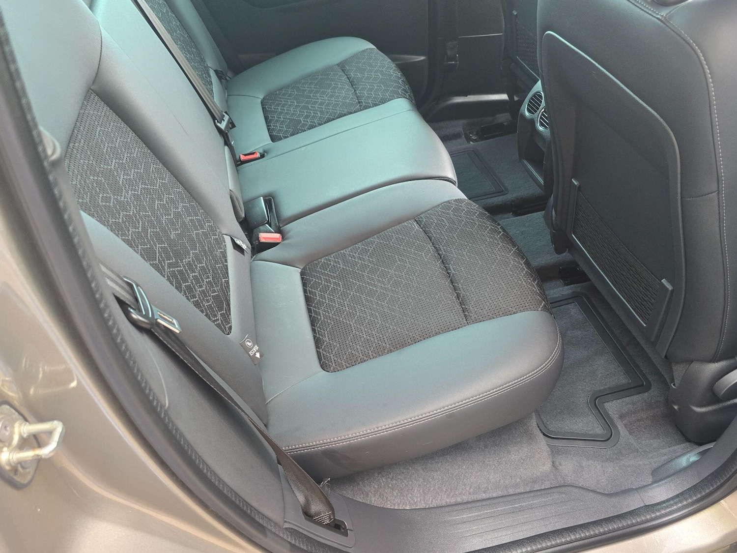 Used Peugeot 3008 2016 for sale - 76109893: Photo 14