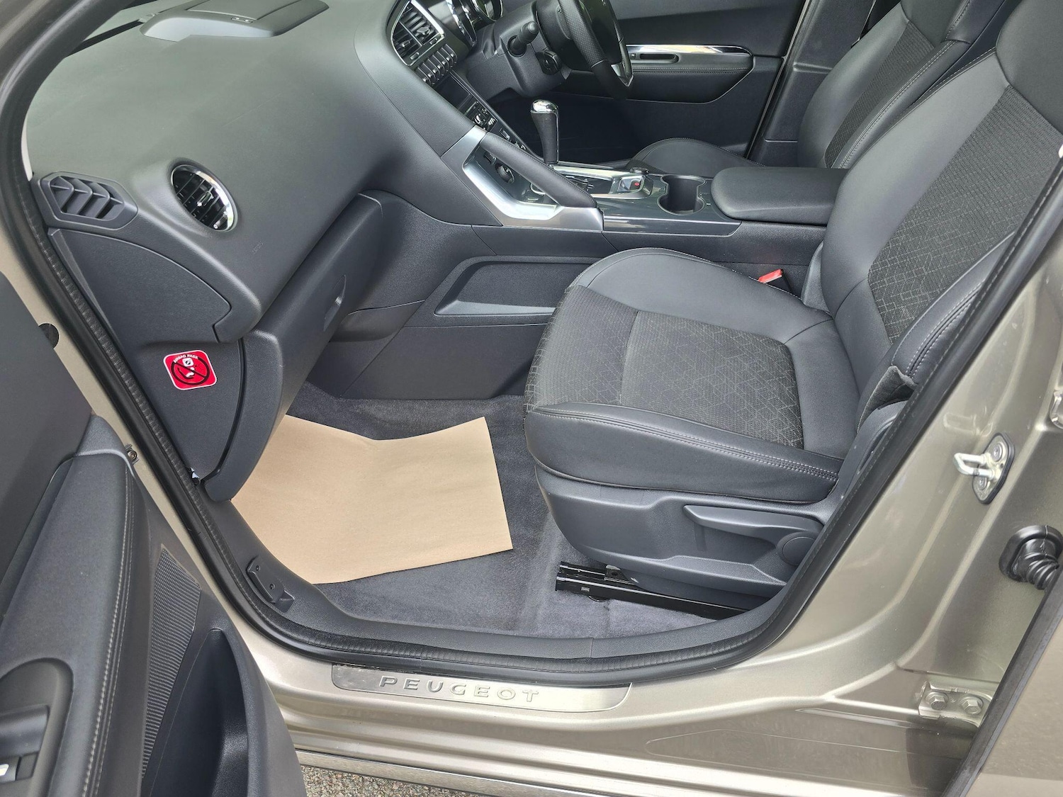 Used Peugeot 3008 2016 for sale - 76109893: Photo 22