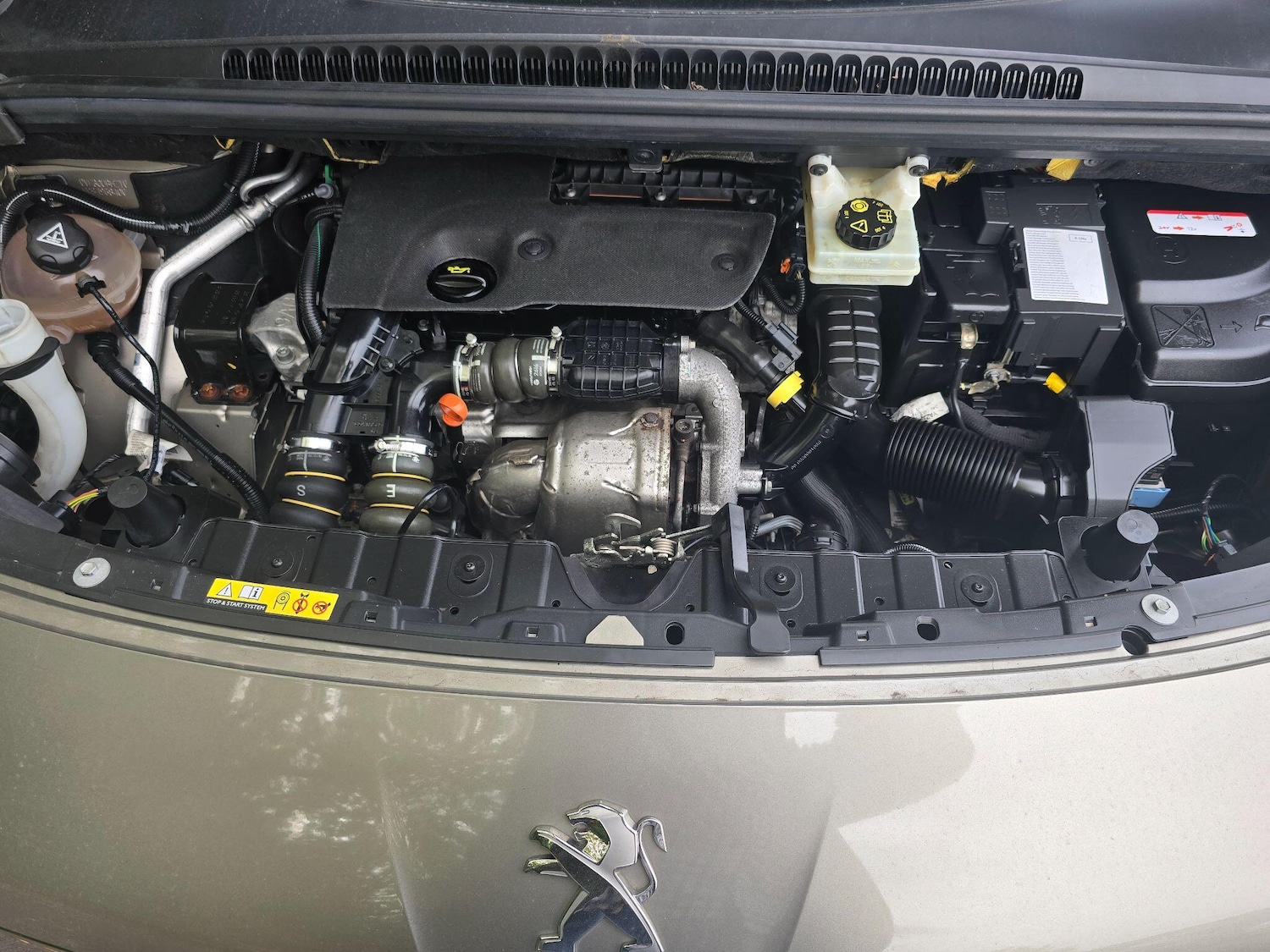 Used Peugeot 3008 2016 for sale - 76109893: Photo 36