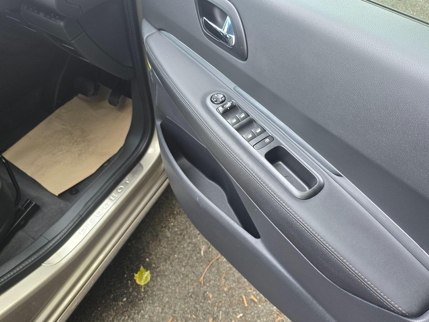 Used Peugeot 3008 2016 for sale - 76109893: Photo 9