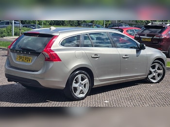 Used Volvo V60 2012 for sale - 78539447: Photo