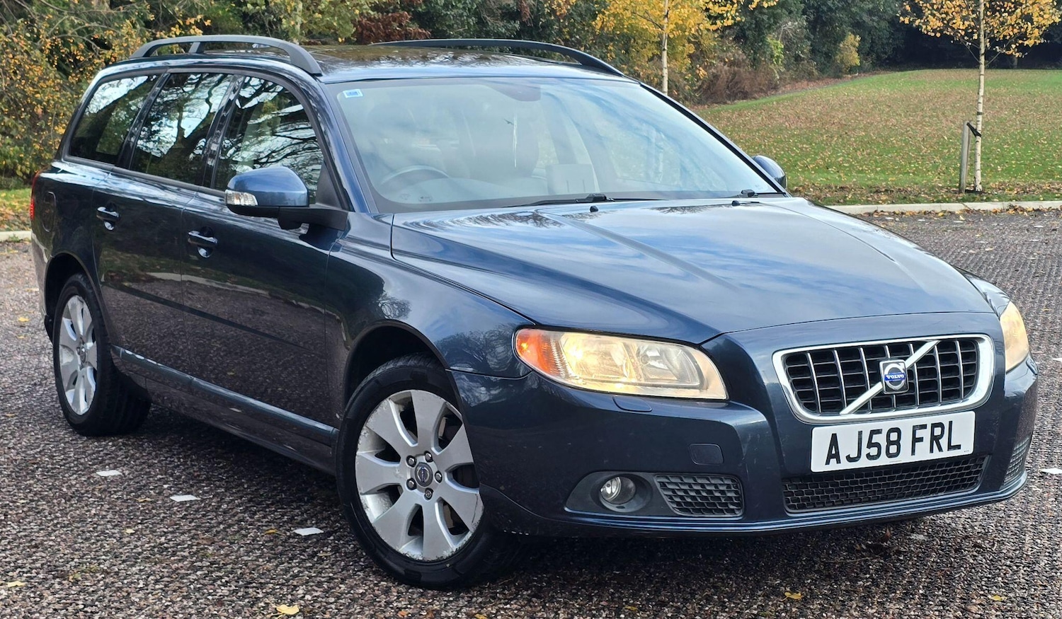 Used Volvo V70 2008 for sale - 76527748: Photo 1