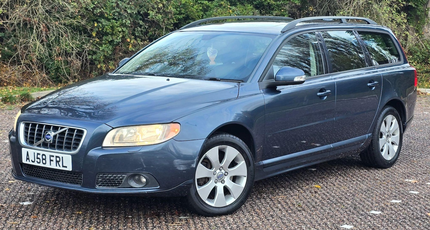 Used Volvo V70 2008 for sale - 76527748: Photo 3