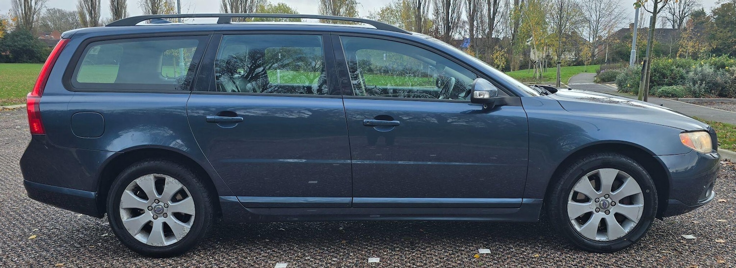 Used Volvo V70 2008 for sale - 76527748: Photo 7