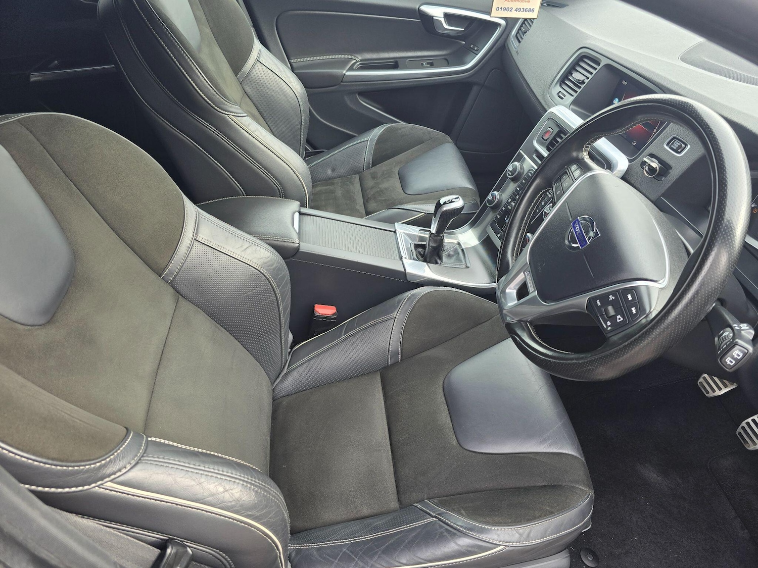 Used Volvo V60 2017 for sale - 77611843: Photo 11