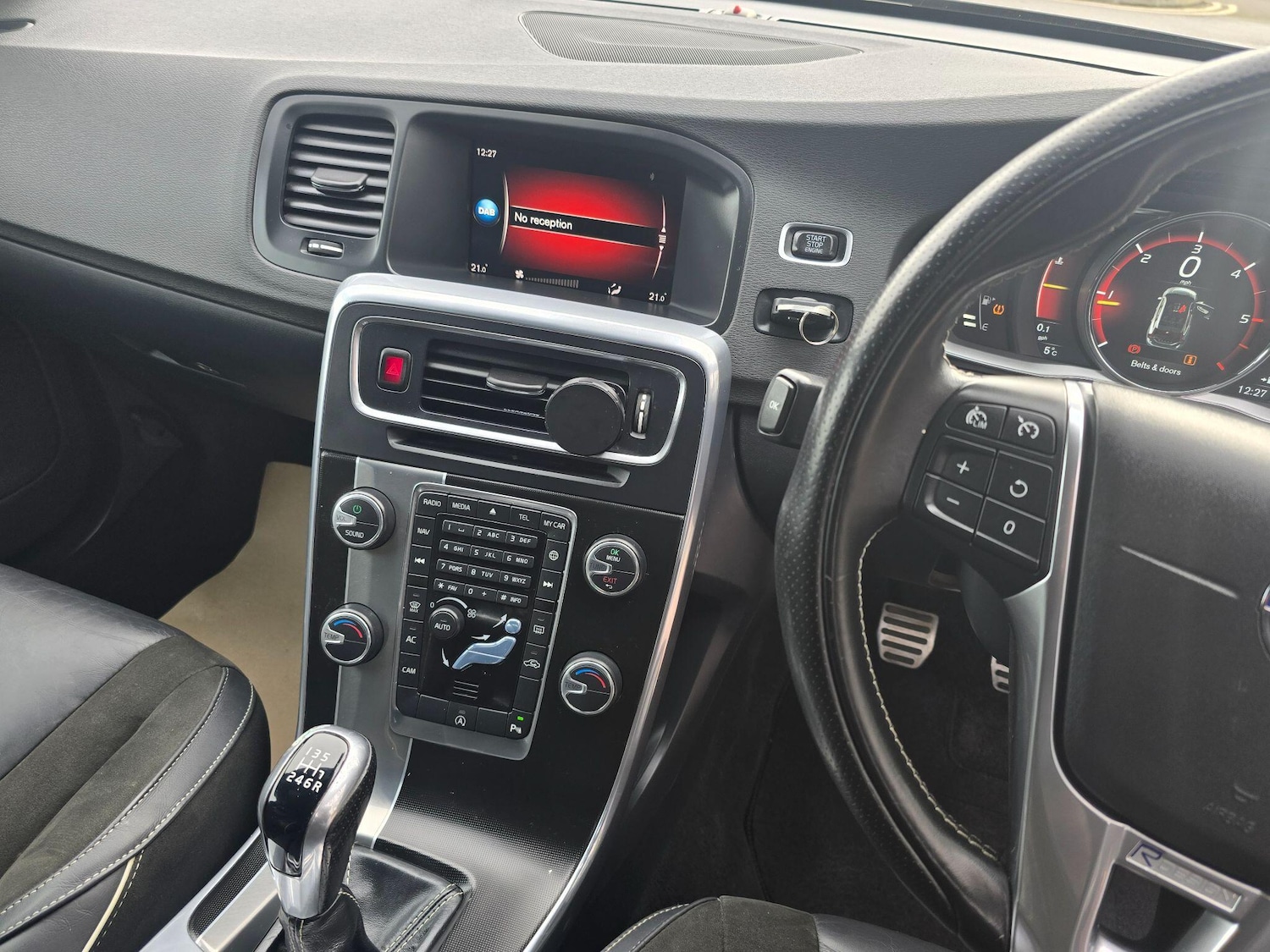 Used Volvo V60 2017 for sale - 77611843: Photo 13