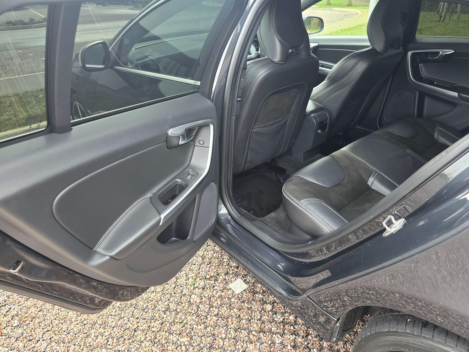 Used Volvo V60 2017 for sale - 77611843: Photo 20