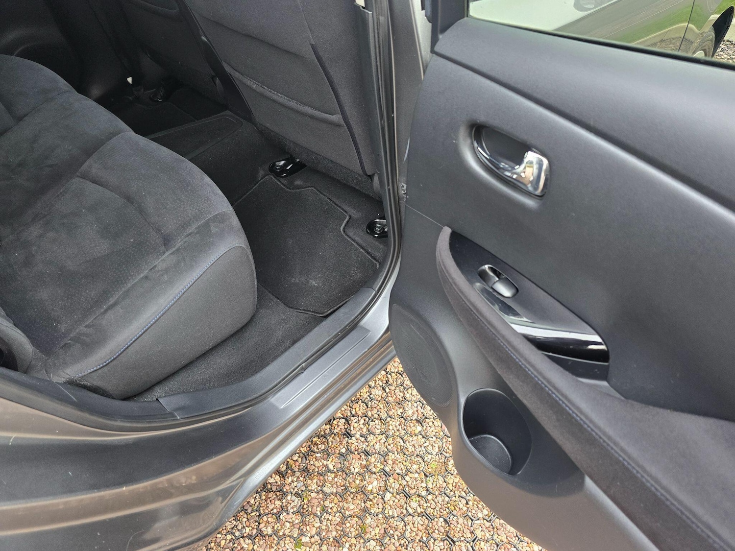 Used Nissan Leaf 2014 for sale - 77611591: Photo 16