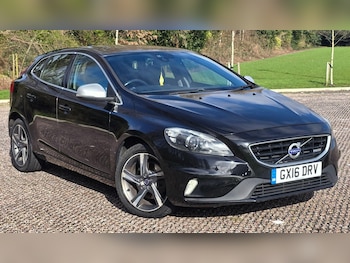 Used Volvo V40 2016 for sale - 77657483: Photo