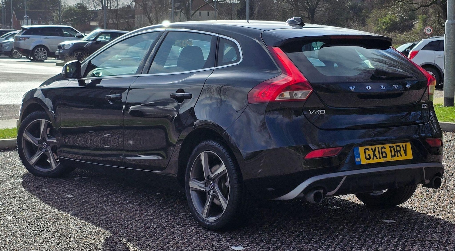 Used Volvo V40 for sale - 77657483: Photo 2