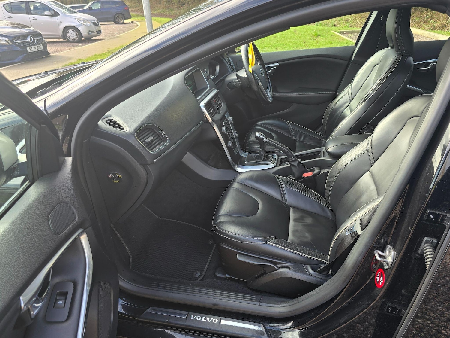 Used Volvo V40 for sale - 77657483: Photo 25