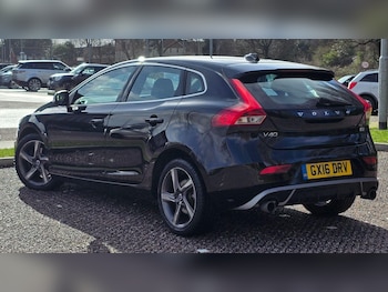 Used Volvo V40 2016 for sale - 77657483: Photo