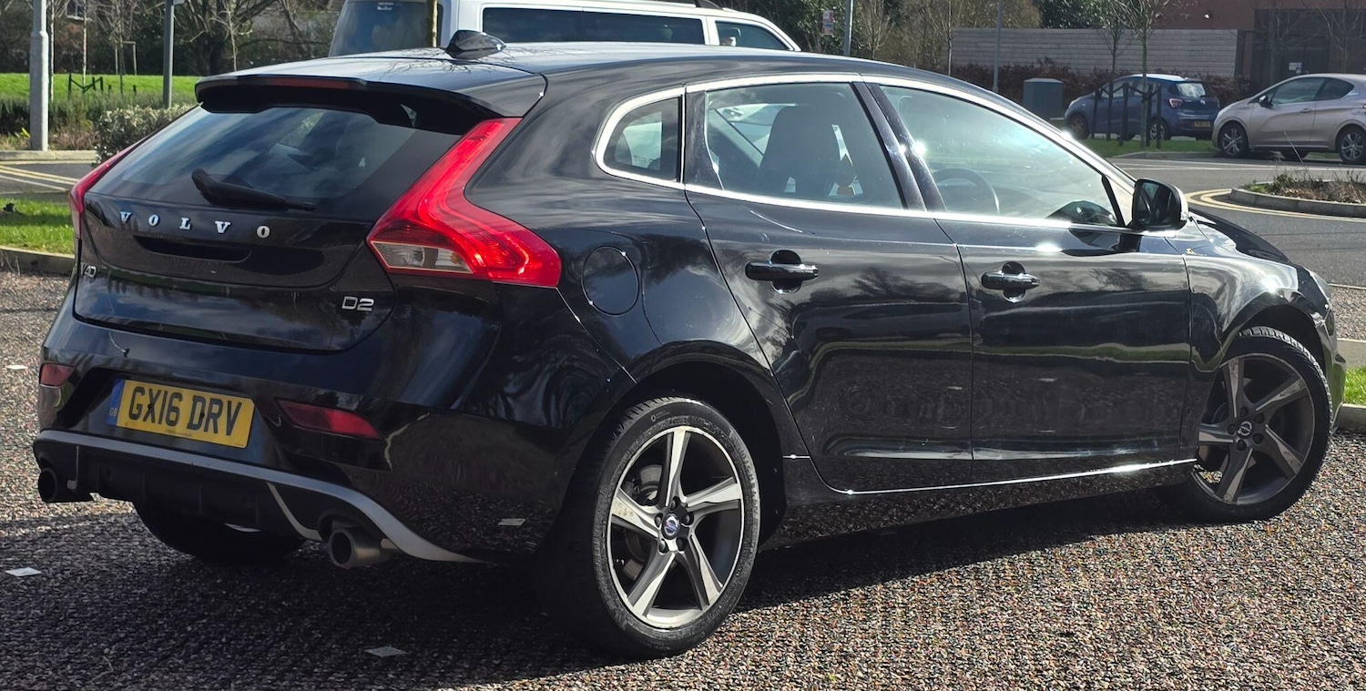 Used Volvo V40 for sale - 77657483: Photo 4