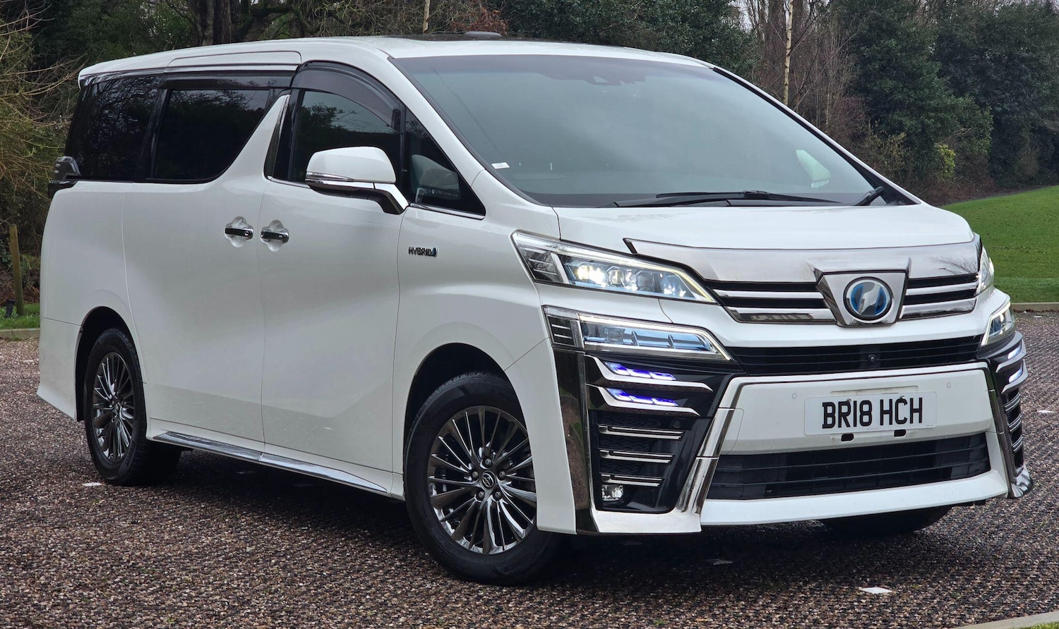 Used Toyota Vellfire 2026 for sale - 77537817: Photo 1