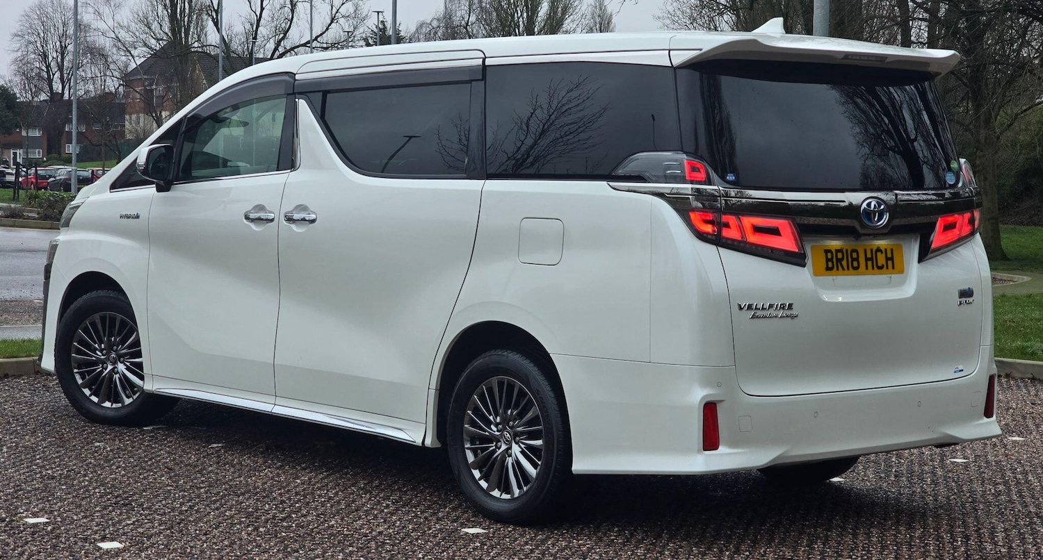 Used Toyota Vellfire 2026 for sale - 77537817: Photo 2